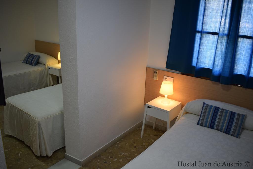 Hostal Juan De Austria II 아구아둘세 객실 사진