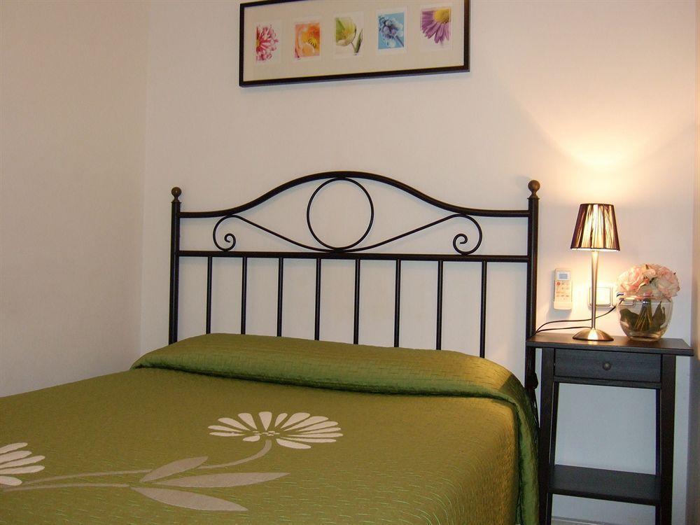 Hostal Juan De Austria II 아구아둘세 외부 사진